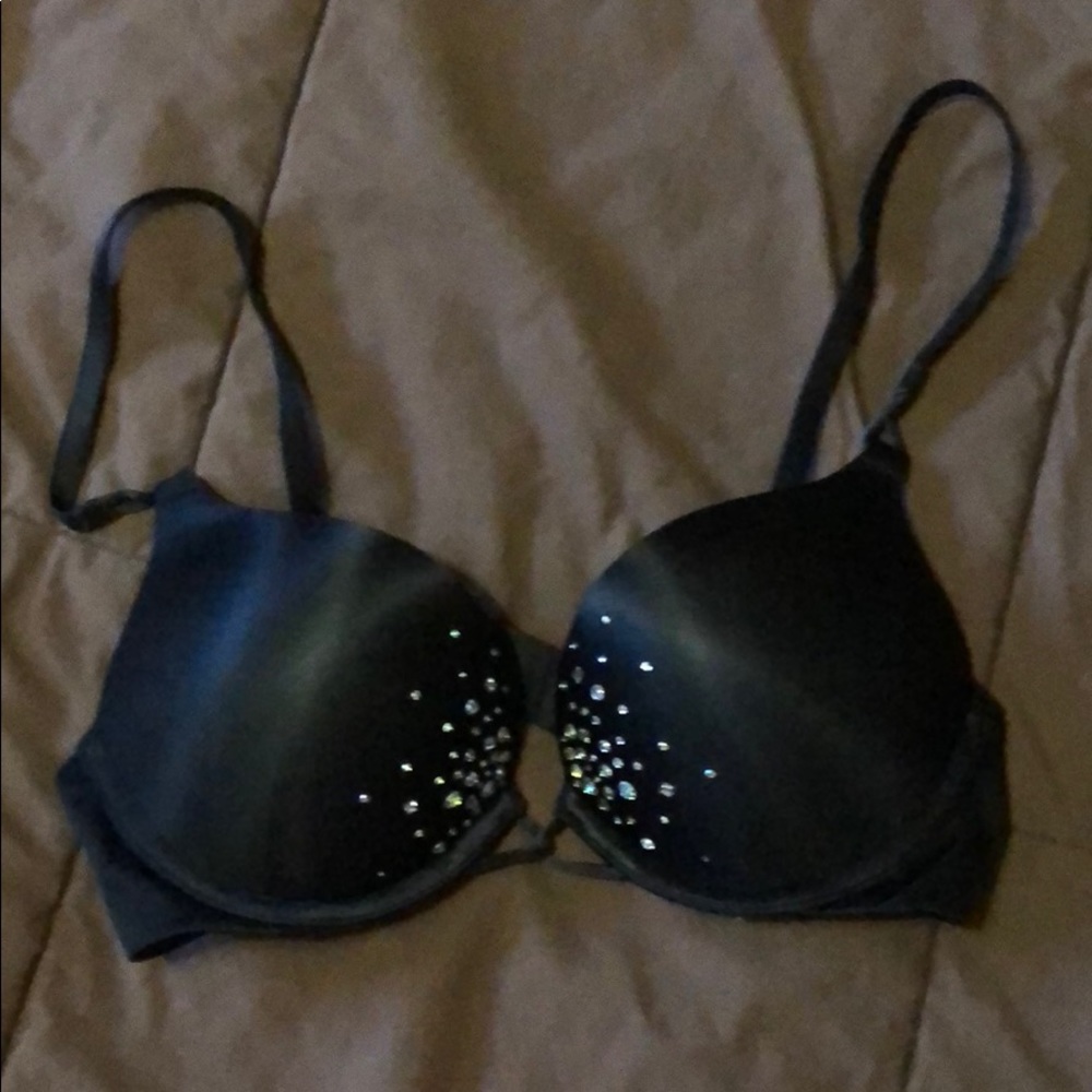 Black VS Push Up Bra